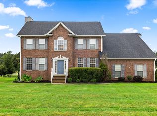 207 Saddlebred Dr, Pelzer, SC 29669