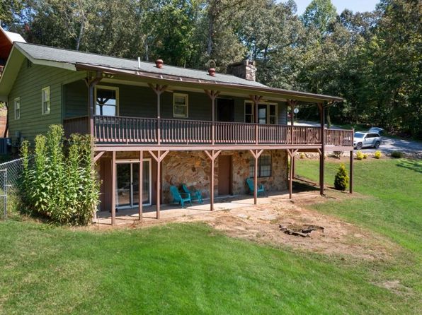 568 Prince Dr