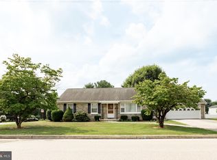 4102 Grandview Rd, Hanover, PA 17331