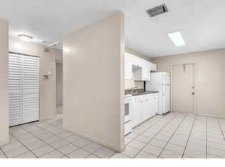 6116 SW 39th St #AA, Hollywood, FL 33023