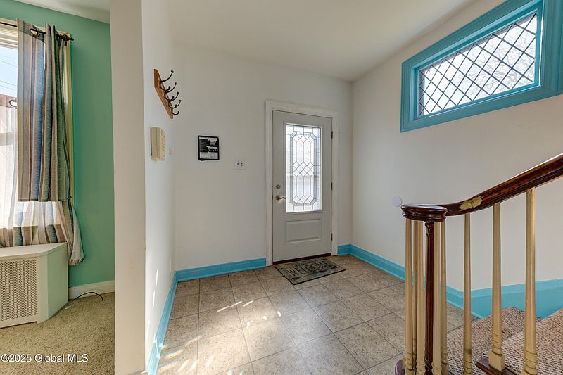 4th image of 4 Hamilton Place