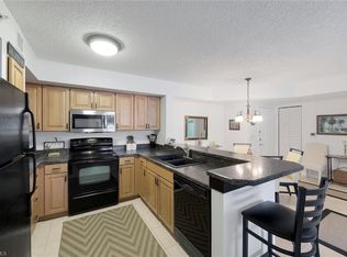 1275 Wildwood Lakes Blvd APT 103, Naples, FL 34104