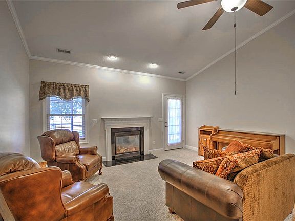 5th image of 1354 Kays Ct