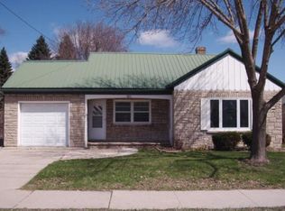 1611 E Mason St, Green Bay, WI 54302