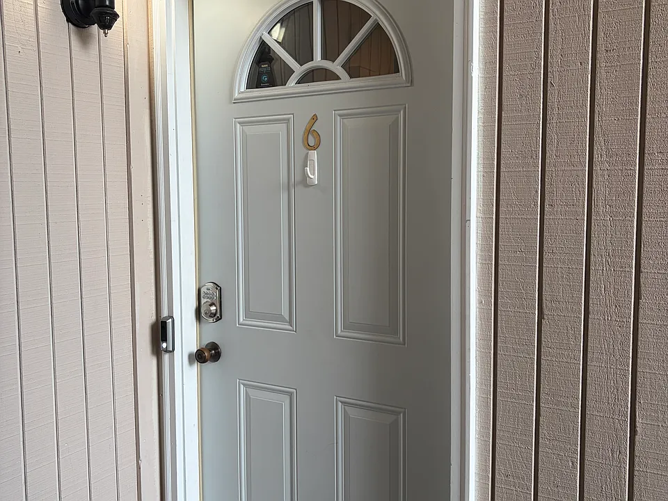 91 Ashley Hall Plantation Rd #6