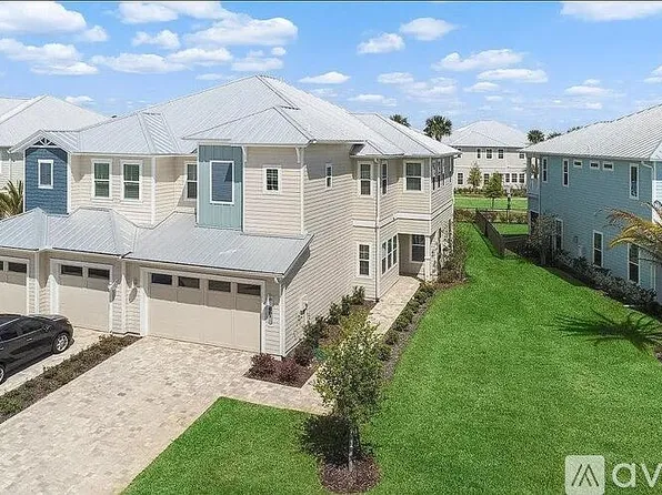 691 Rum Runner Way, Saint Johns, FL 32259