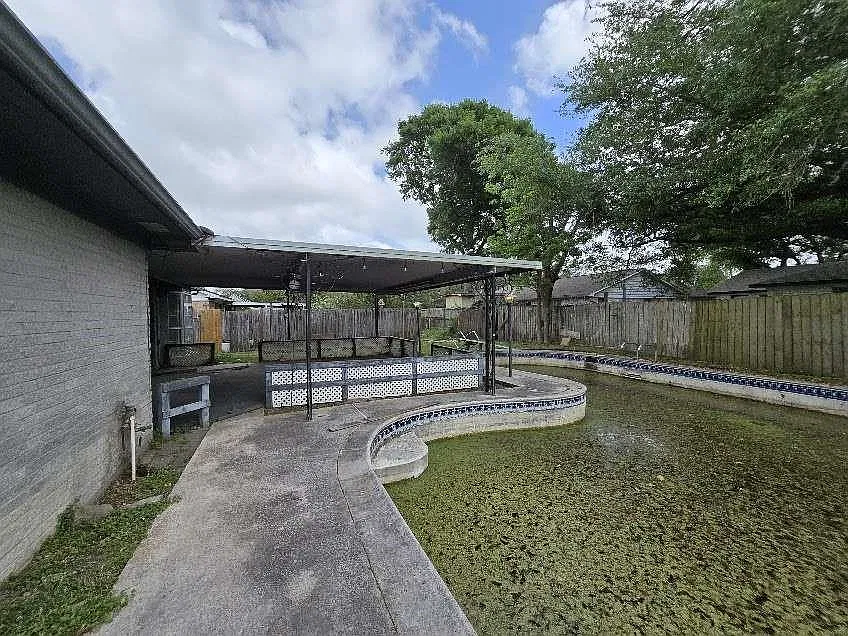 3 bed, 2.0 bath, 1478 sqft, $1,799 — Photo 3