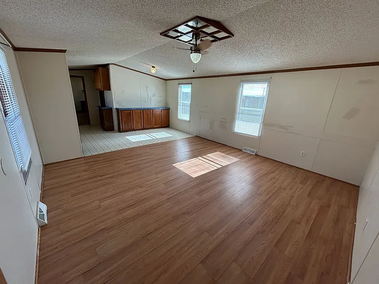 126 Amy Lou Ln — Photo 10