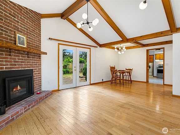 5th image of 8424 97th Street SW