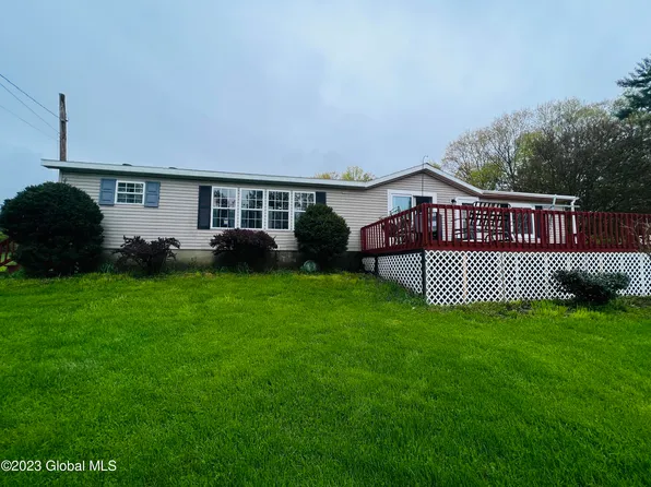 9816 NY-22, Granville, NY 12832