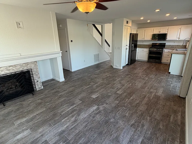 601 Hillhaven Dr — Photo 6
