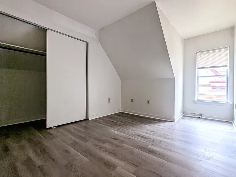 5552 Black St #2 — Photo 9