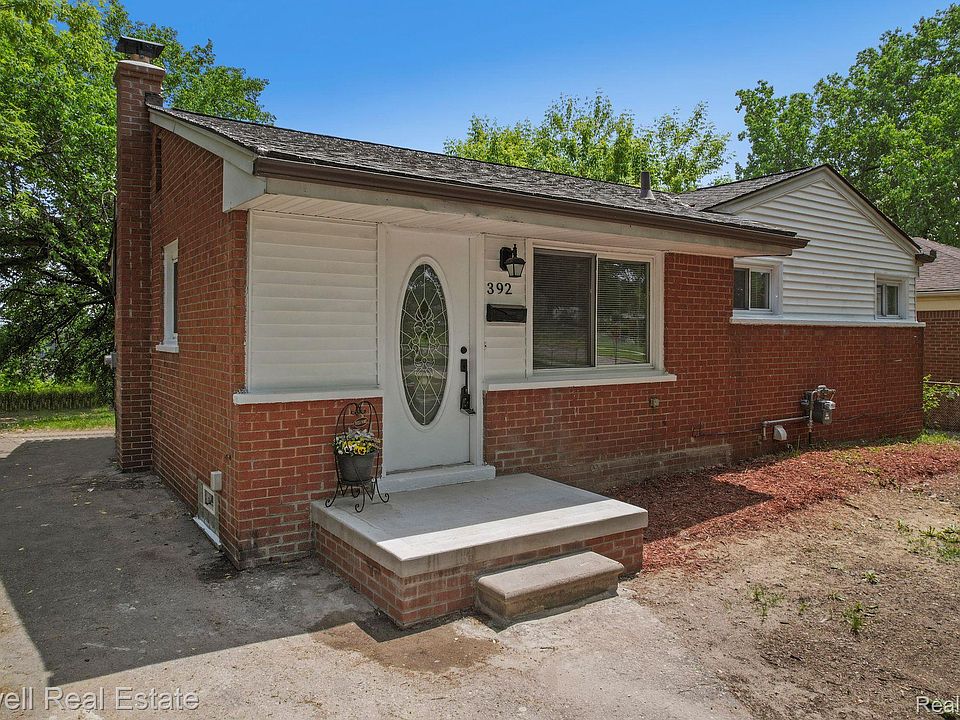 1st image of 392 Linda Vista Dr