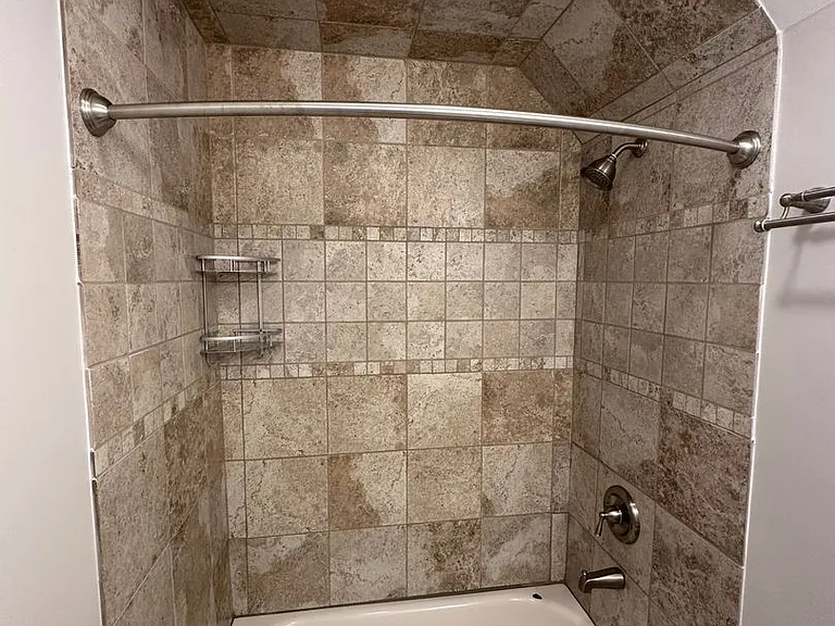 1638 Suburban Rd — Photo 14