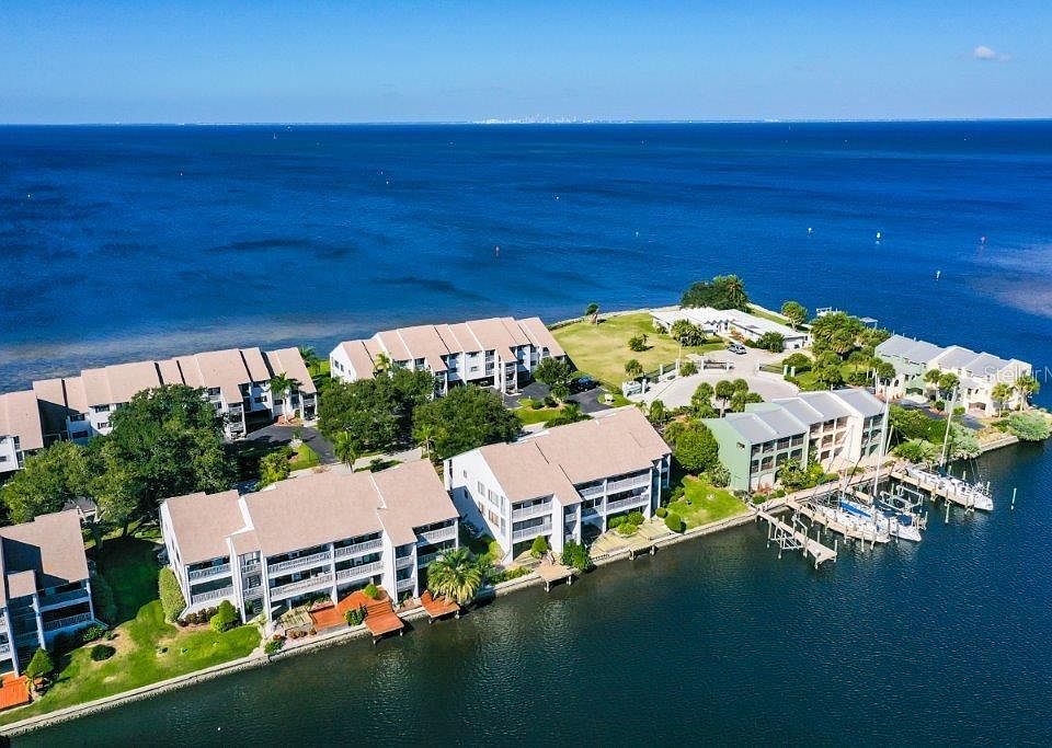 1st image of 817 Bahia Del Sol Dr #40