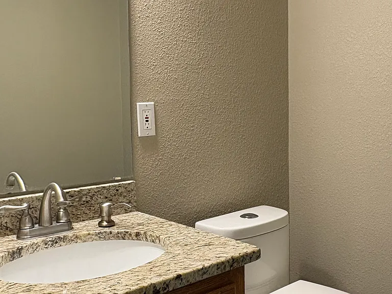 7307 Moss Brook Dr — Photo 9