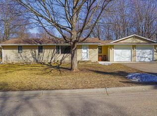 117 Oak Ridge Dr, Delano, MN 55328