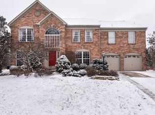 925 Duntreath Ln, Loveland, OH 45140