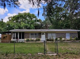811 April Ln, Tampa, FL 33613