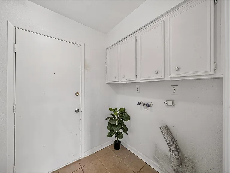 18706 Clover Glen Ln — Photo 13