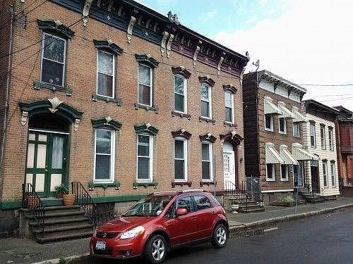 2nd image of 3241 7th Ave