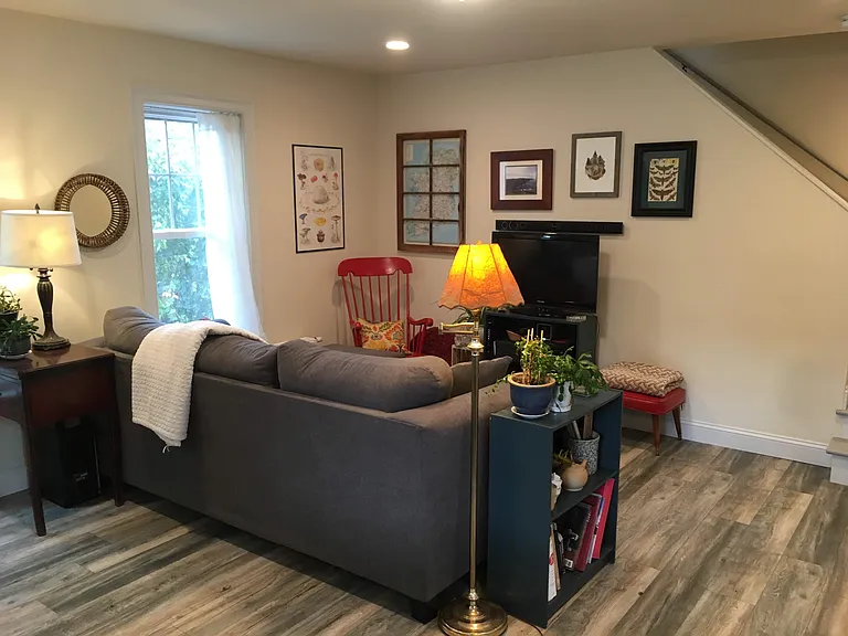 58 Elm St #B — Photo 6