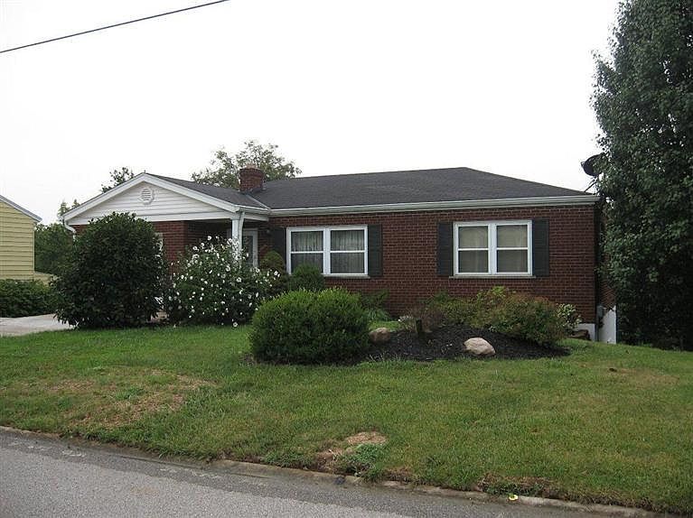 1st image of 307 Peggy Ann Ln