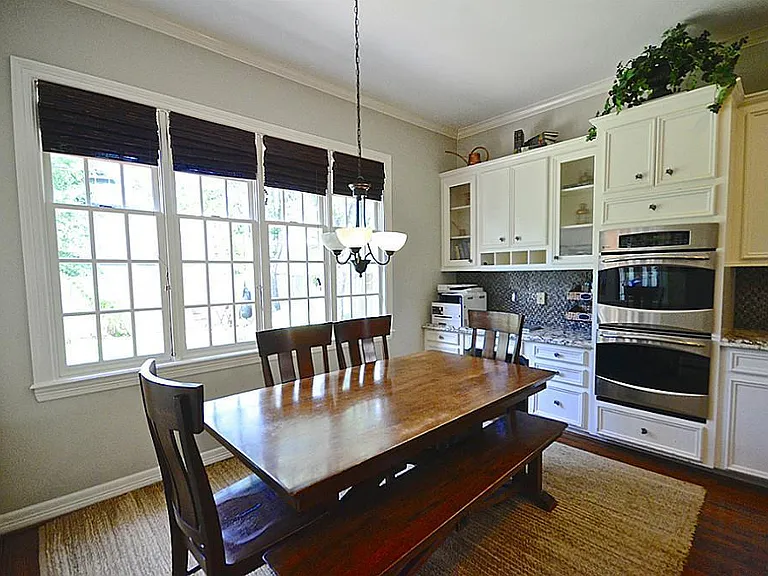 4142 Villanova St — Photo 16