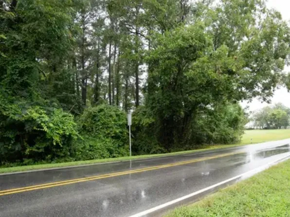 6600 Rock Service Station Rd #1, Raleigh, NC 27603