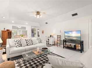 1833 Courtyard WAY #E204, NAPLES, FL 34112