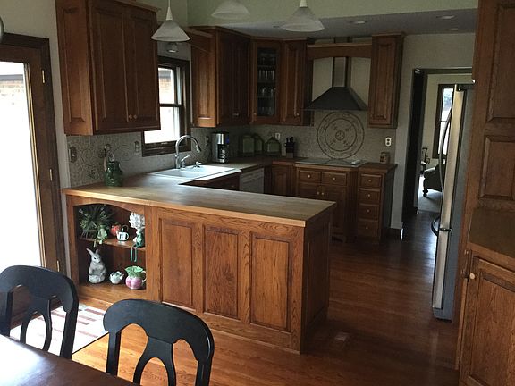 4th image of 2131 Woodhaven Ct