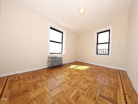 4th image of 2680 30th St APT 6N