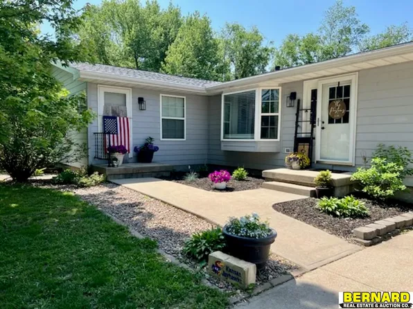 1615 20th St, Auburn, NE 68305