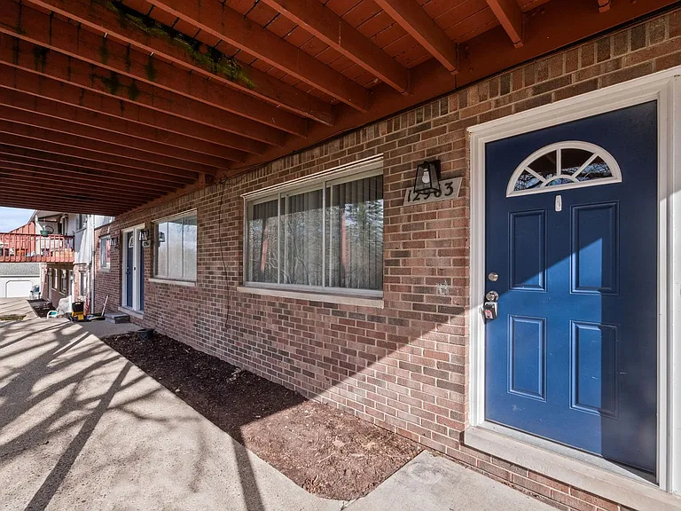 Creekside at Fenton Heights — Photo 23