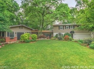 1234 Camille Dr SE, Kentwood, MI 49546