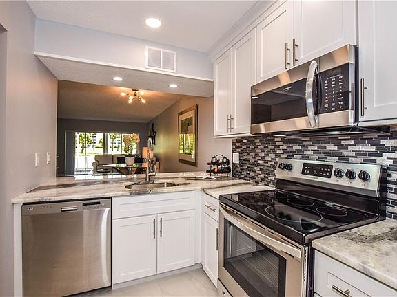 4th image of 404 Cerromar Cir N Unit 110