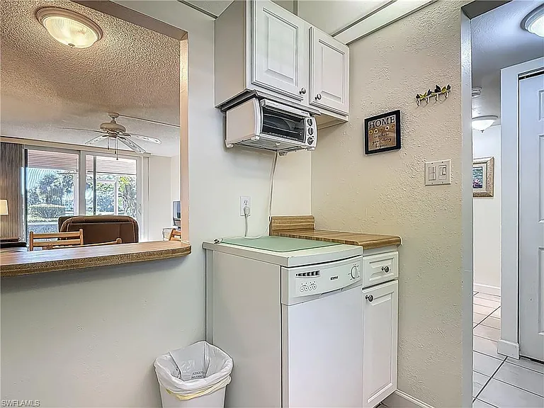 175 Turtle Lake Ct #108 — Photo 5