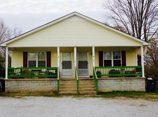 302 Center St, Lafayette, TN 37083
