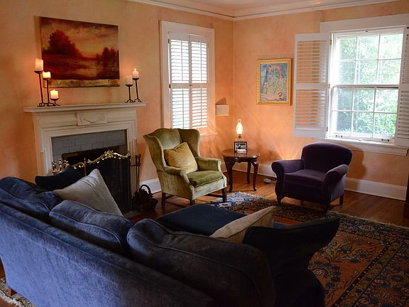 Living -- working fireplace!