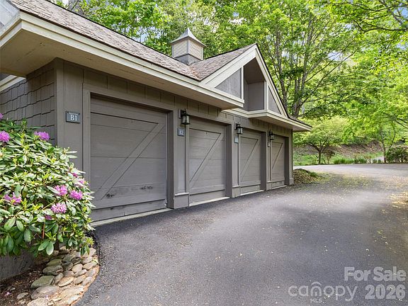 2nd image of 266 Sunset Point Rd #B2