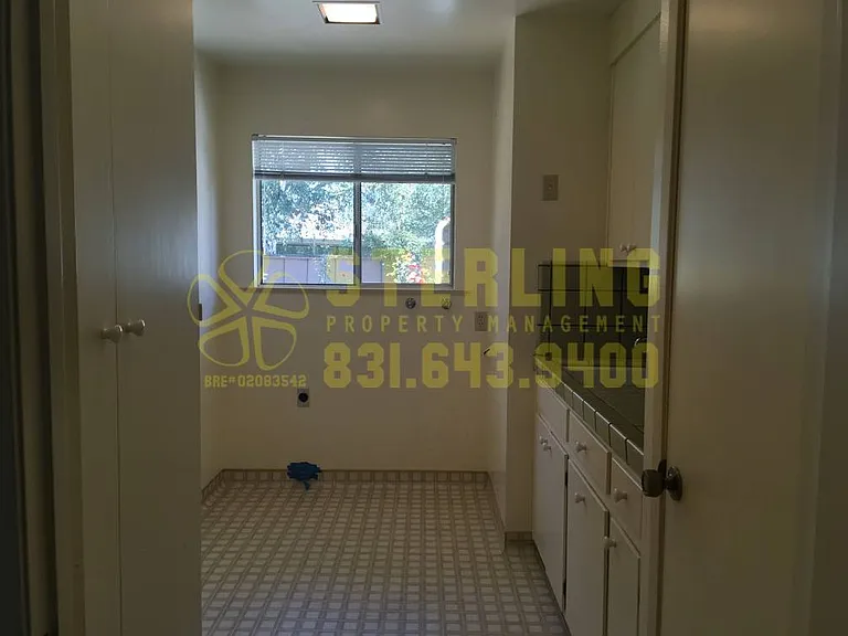 7084 Valley Greens Cir — Photo 17