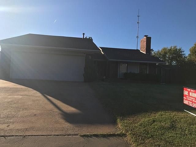 1st image of 1631 Crestview Dr