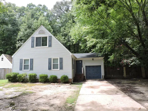 261 Batson Dr, Newport News, VA 23602