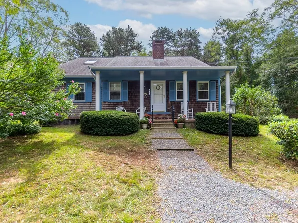 599 Old Falmouth Rd, Barnstable, MA 02630