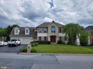 6115 Almari Ln, Harrisburg, PA 17111