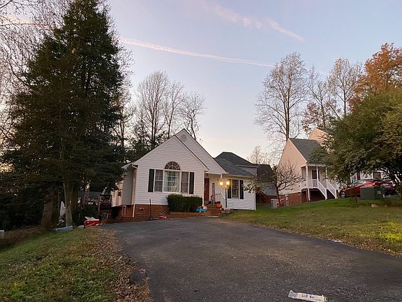 3rd image of 7107 Kella Way