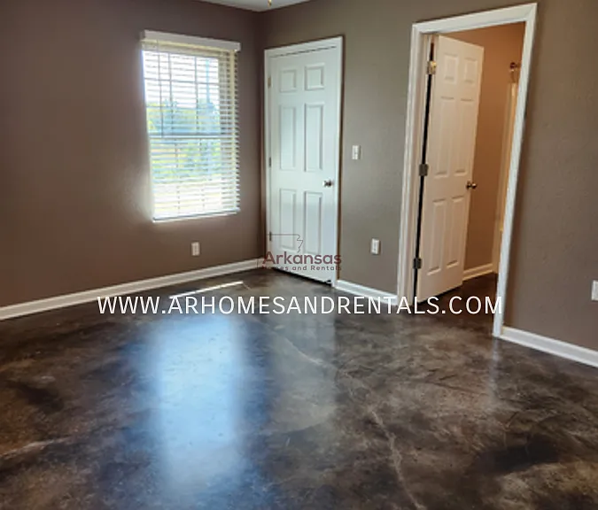 2501 Ridgeland Cir #8 — Photo 7