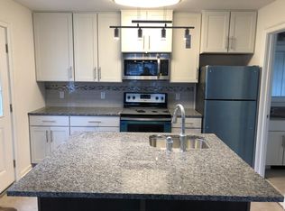 124 Mortimer St APT 1-L, Dunmore, PA 18512