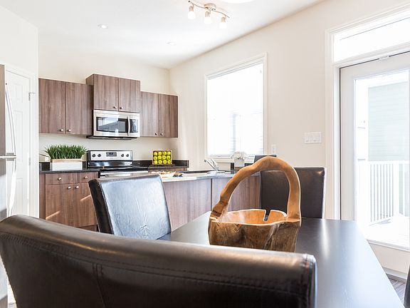 4th image of 5637 McCaughey St #5617