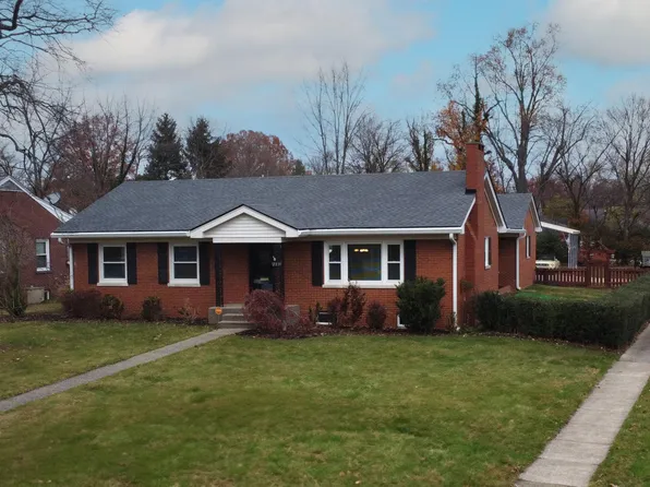 257 Greenbriar Rd, Lexington, KY 40503